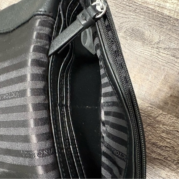 Victoria's Secret black sparkle rhinestone viral bow phone wristlet clutch EUC - Picture 4 of 5